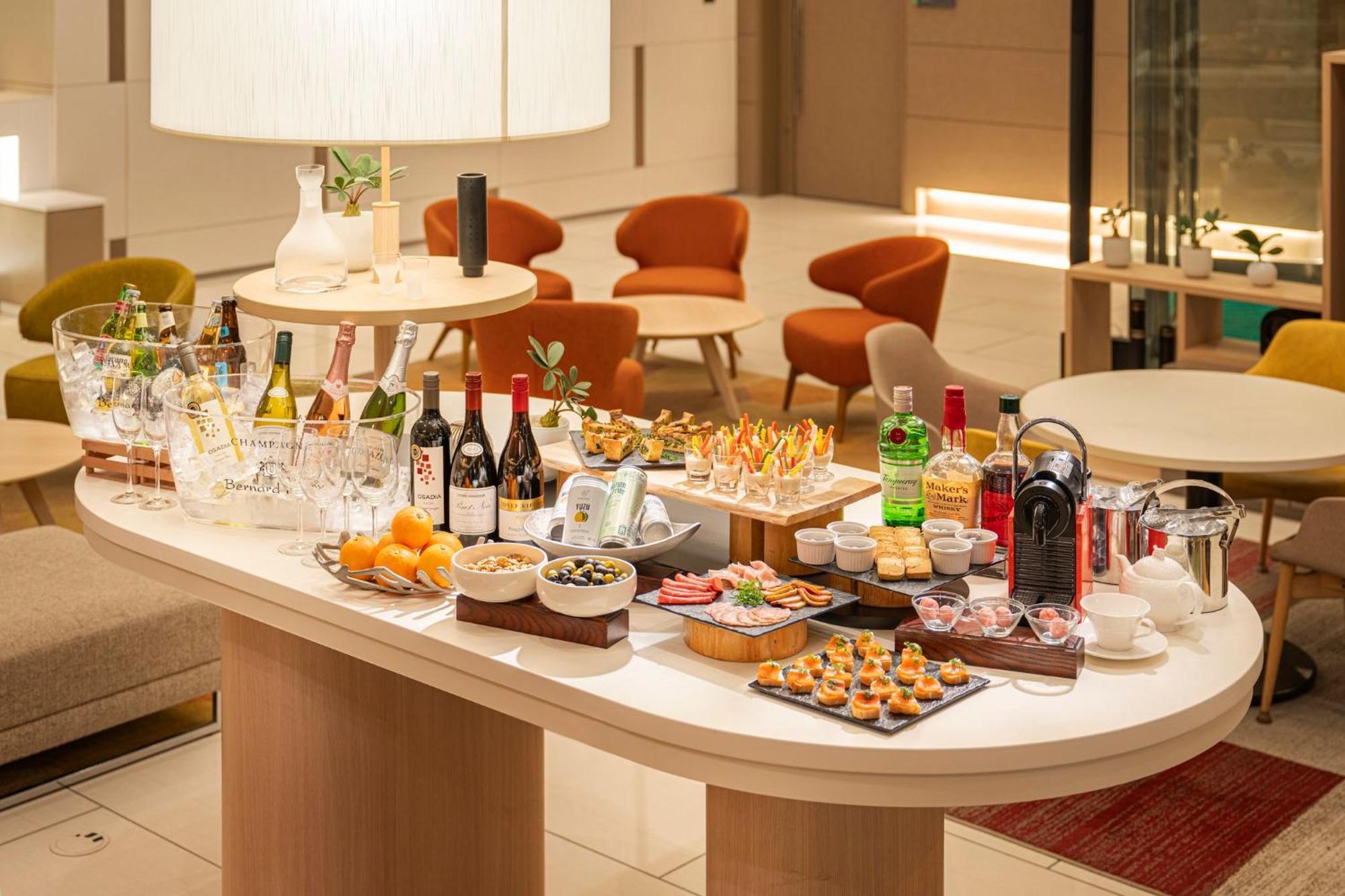 Holiday Inn & Suites Shin Osaka By Ihg Exterior foto