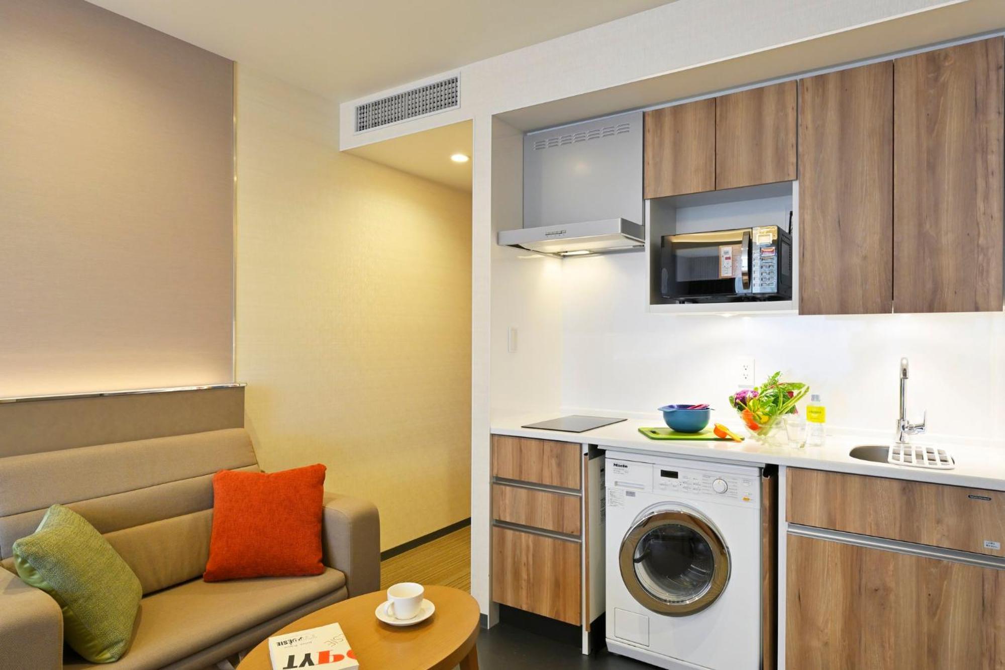 Holiday Inn & Suites Shin Osaka By Ihg Exterior foto