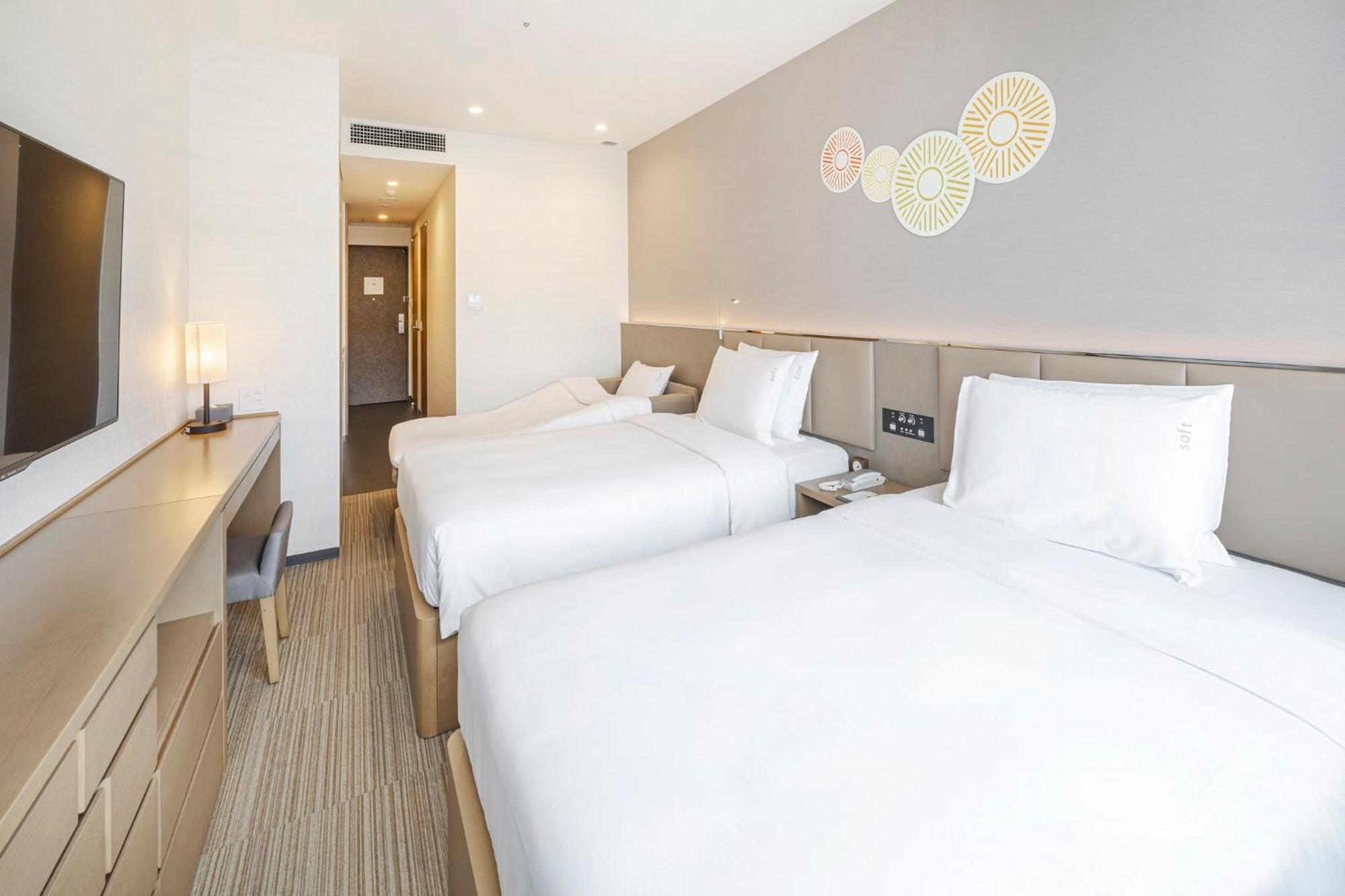 Holiday Inn & Suites Shin Osaka By Ihg Exterior foto